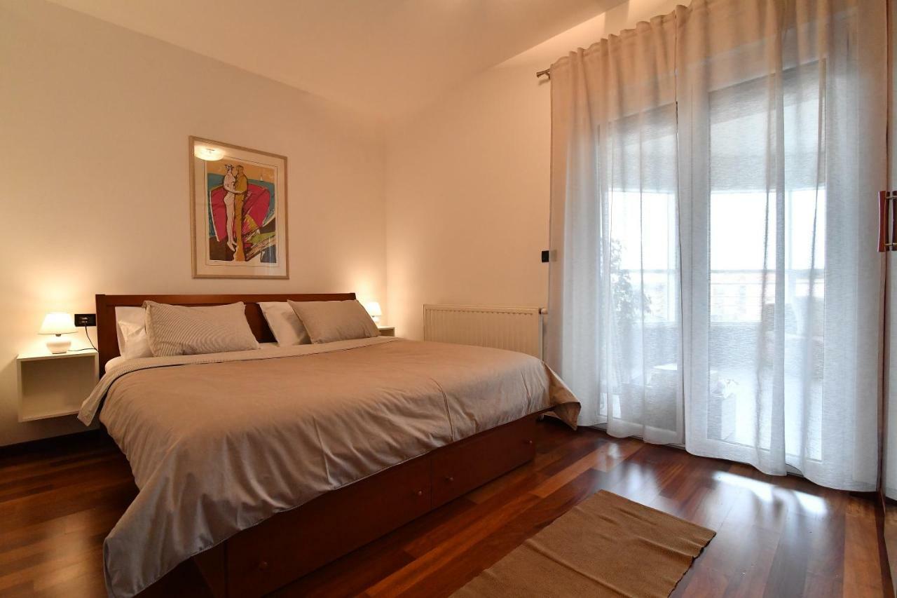 City Penthouse Vita 普拉 外观 照片