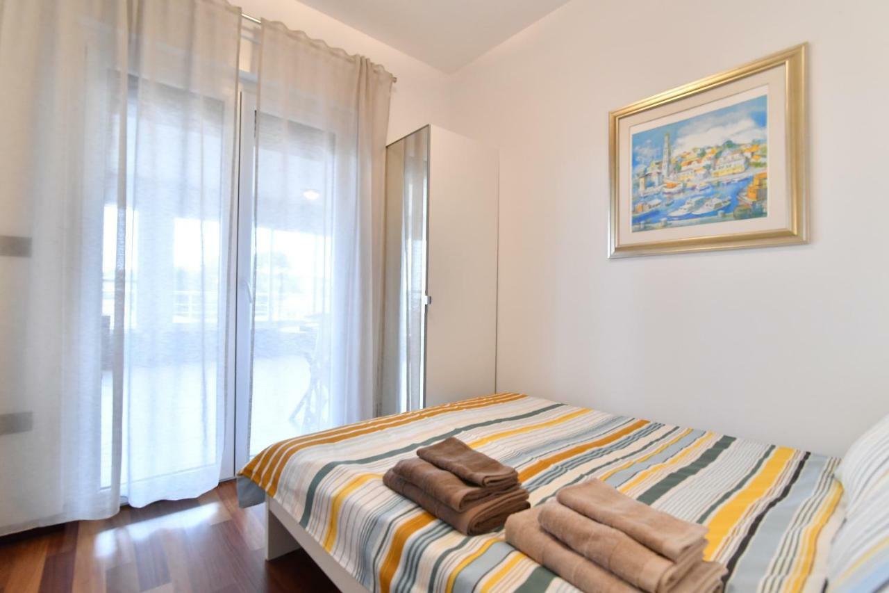 City Penthouse Vita 普拉 外观 照片