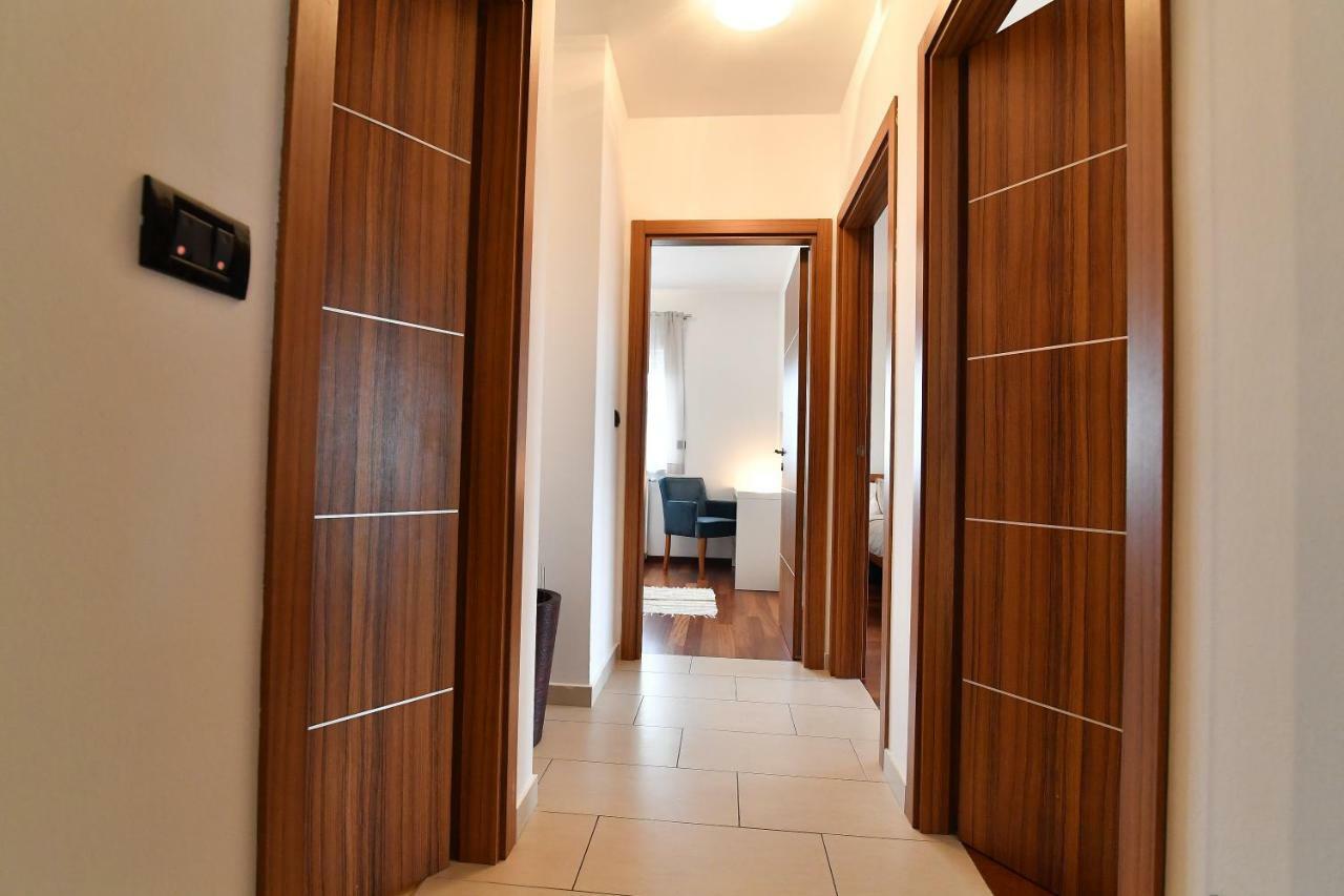 City Penthouse Vita 普拉 外观 照片